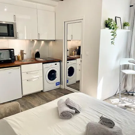 Cosy Flat Bastille & Marais - Wifi Fibre & Netflix פריז